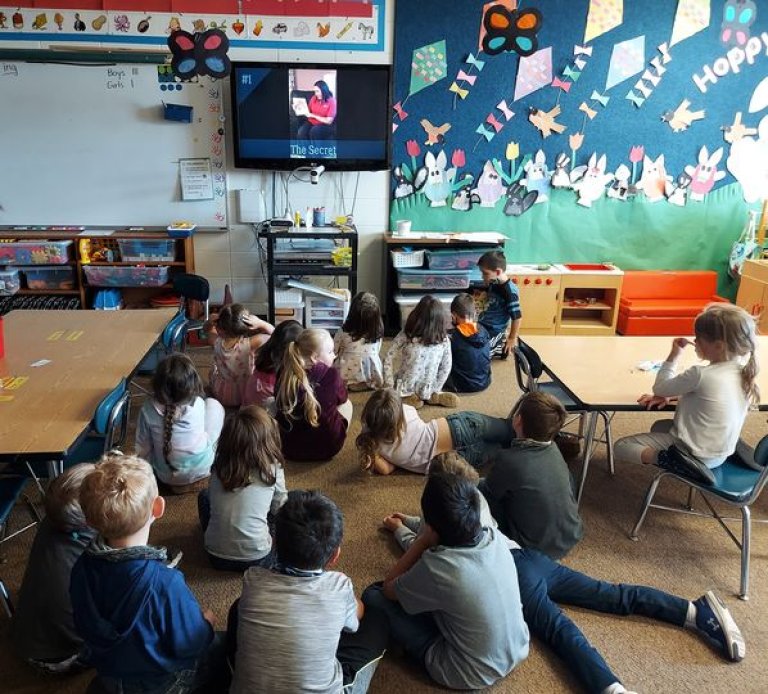 Wisconsin Banks Read to Kids!